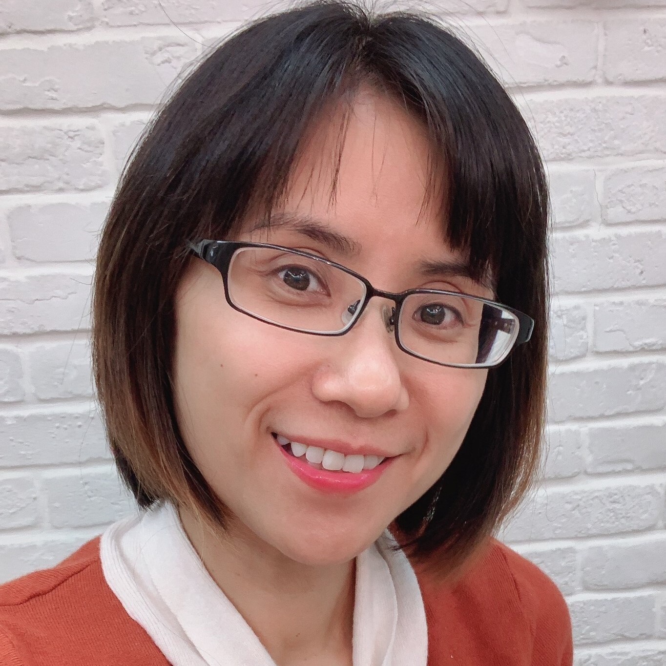 盧小微 專案副理